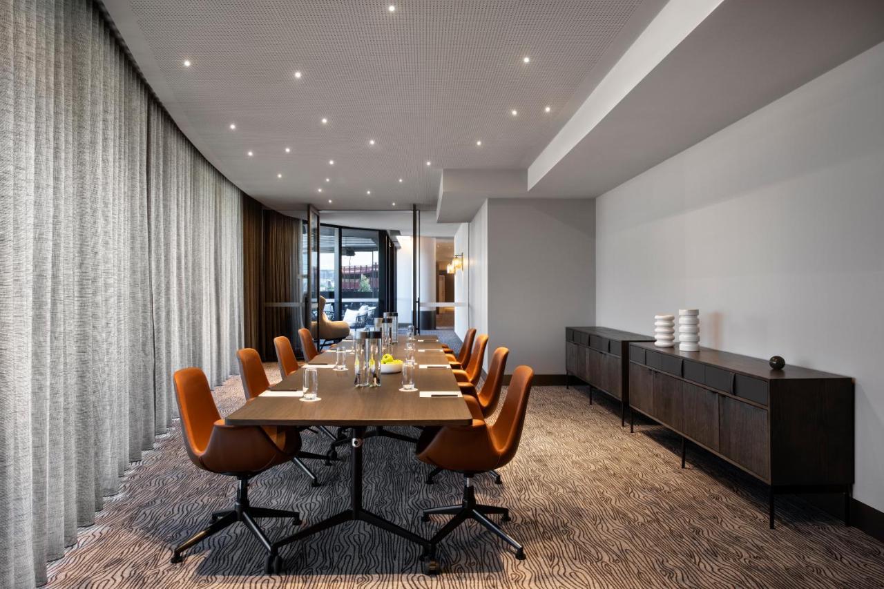 Melbourne Marriott Hotel Docklands Dış mekan fotoğraf Meeting room