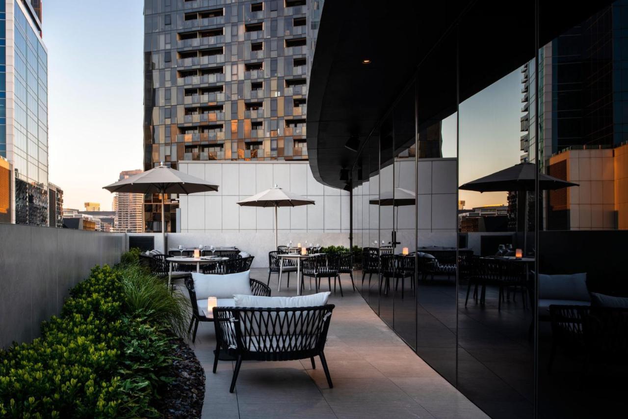 Melbourne Marriott Hotel Docklands Dış mekan fotoğraf The Terrace at the Ritz-Carlton, Melbourne